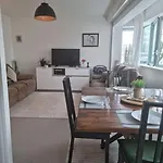 Centre Hotel *